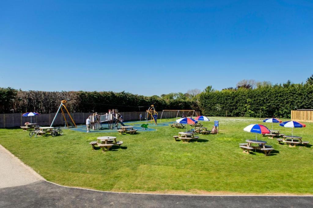 Birchington Vale Entire Holiday Home Westgate-on-Sea Exterior photo